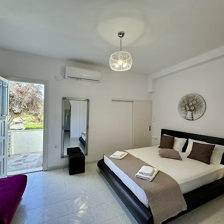 アパートホテル Sun & Sea Suites-apartments Agia Anna Naxos